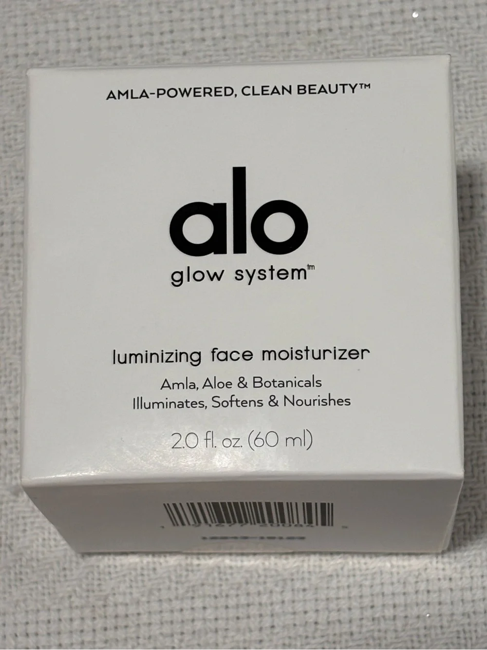 🪽ALO Yoga Luminizing Face Moisturizer - White